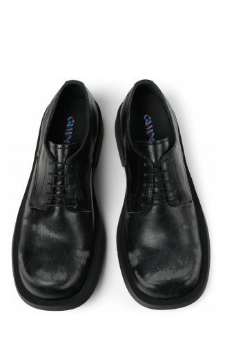 Overhead view of MIL 1978 Black leather shoes
