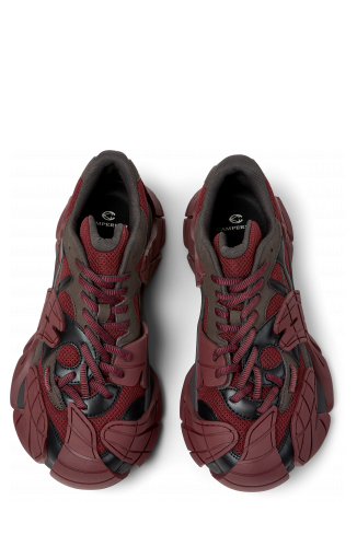  BURGUNDERROT-SCHWARZ