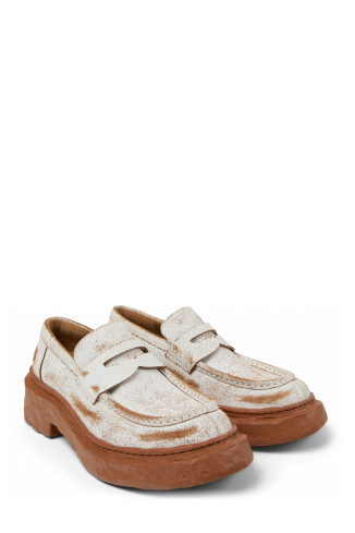 VAMONOS Witte loafer van craquelélook leer