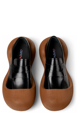 Overhead view of CARAMBA Black-brown leather loafers