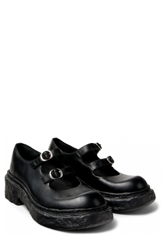 Front view of VAMONOS Black Leather Mary Janes