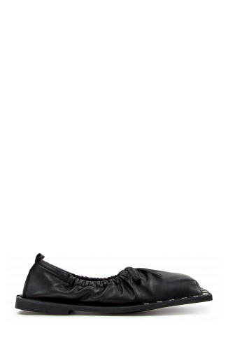 Side view of MENOSMAL BLACK