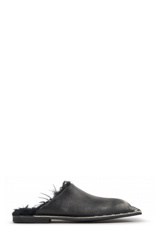 Side view of MENOSMAL BLACK