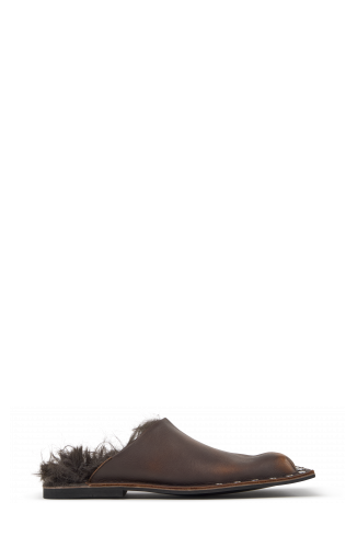 Side view of MENOSMAL BROWN