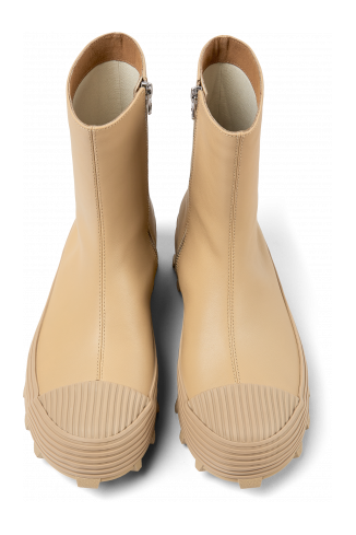 Overhead view of Traktori Beige leather boots