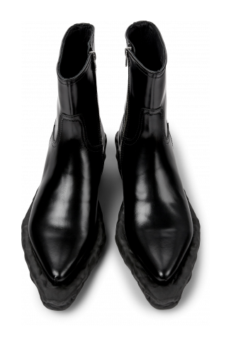 Overhead view of Venga Black Leather Boots