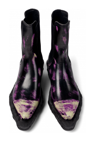 Overhead view of Venga Three-toned brushed leather boots