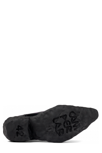 The soles of Venga Three-toned brushed leather boots
