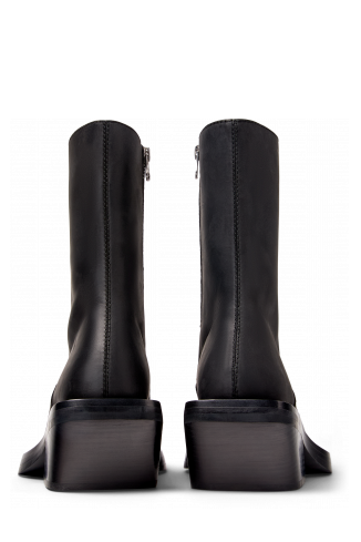 Back view of QUETAL Black Nubuck Boots