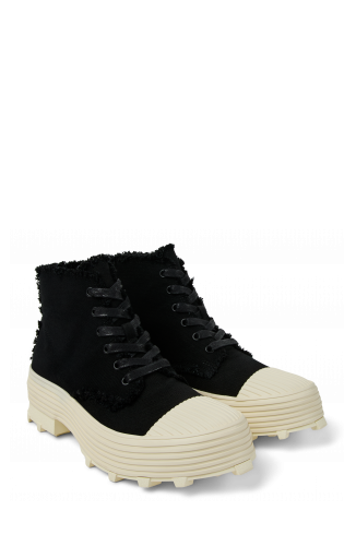 Front view of TRAKTORI Black TENCEL™ Boots