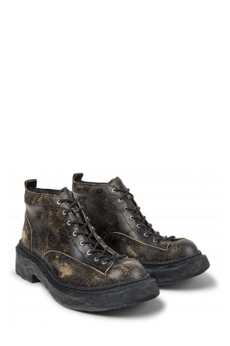 Front view of VAMONOS BLACK-BROWN