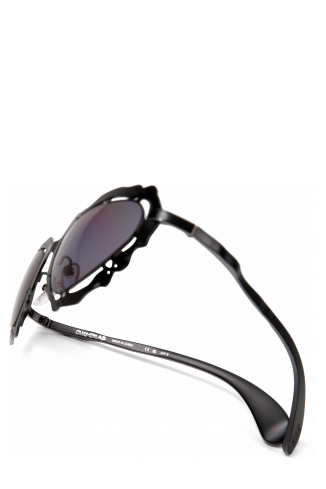 Close-up view of NOPEA  Sunglasses Black Matte NOPEA Metal Sunglasses