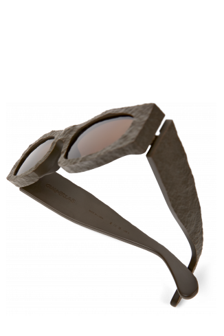 Close-up view of HIRMU Sunglasses Brown HIRMU Acetate Sunglasses
