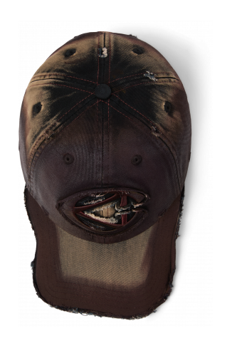 DISTORTED WASHED SPRAYED CAP BORDOWY