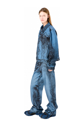 Denim Jacket  Denim jack met donkerblauw-zwarte distorted print
