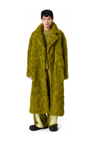 FLUFFY COAT Abric amb textura de color verd