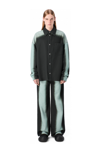 SPRAY PRINT DENIM JEANS Schwarze Bootcut-Jeans mit Print in Spray-Optik