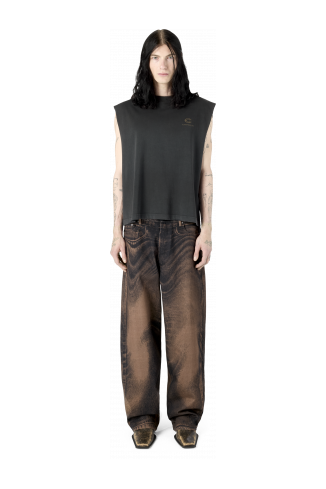 DISTORTED PRINT LOOSE JEANS Loose-Fit-Jeans mit verzerrtem Print<br/>Braun-Schwarz