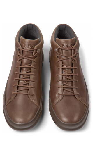 Overhead view of Chasis Casual brown ankle boot for men