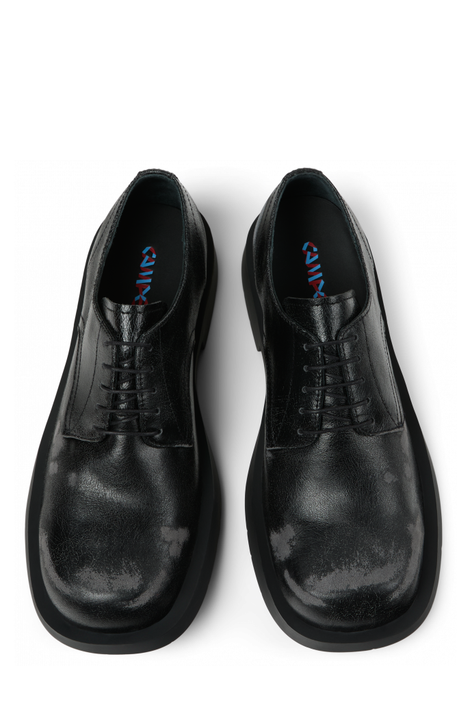 Overhead view of MIL 1978 Black leather shoes