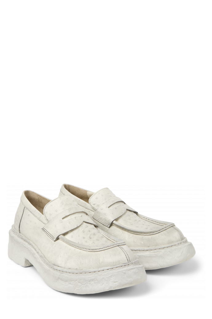 Front view of VAMONOS WHITE