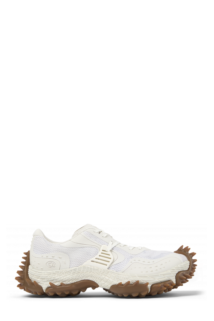 Side view of TORNADO WHITE