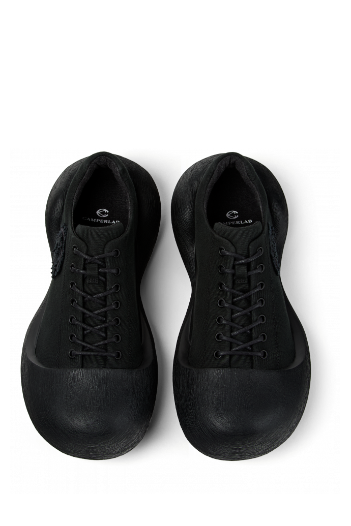 Overhead view of CARAMBA BLACK