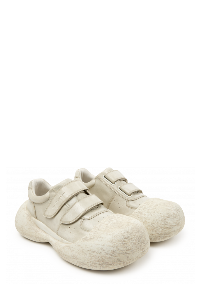 Front view of CARAMBA BEIGE-WHITE