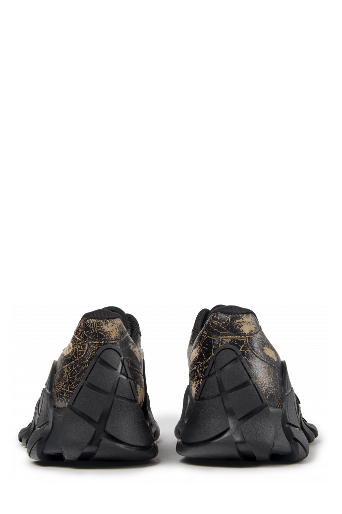 Back view of TORMENTA BLACK-BROWN