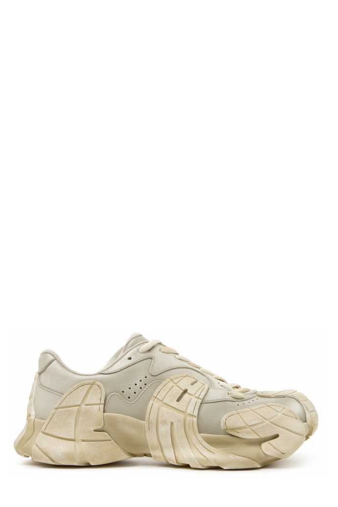 Side view of TORMENTA BEIGE-WHITE