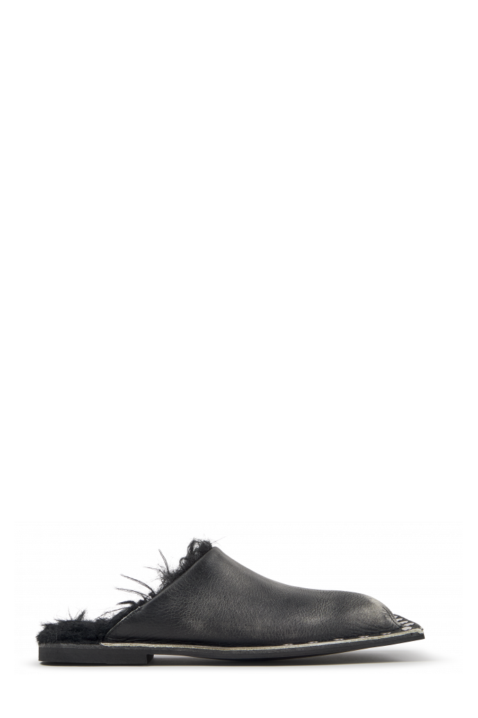 Side view of MENOSMAL BLACK