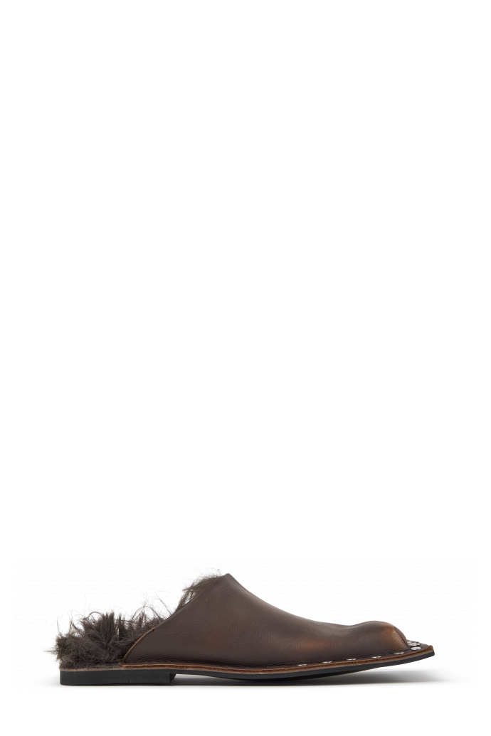 Side view of MENOSMAL BROWN