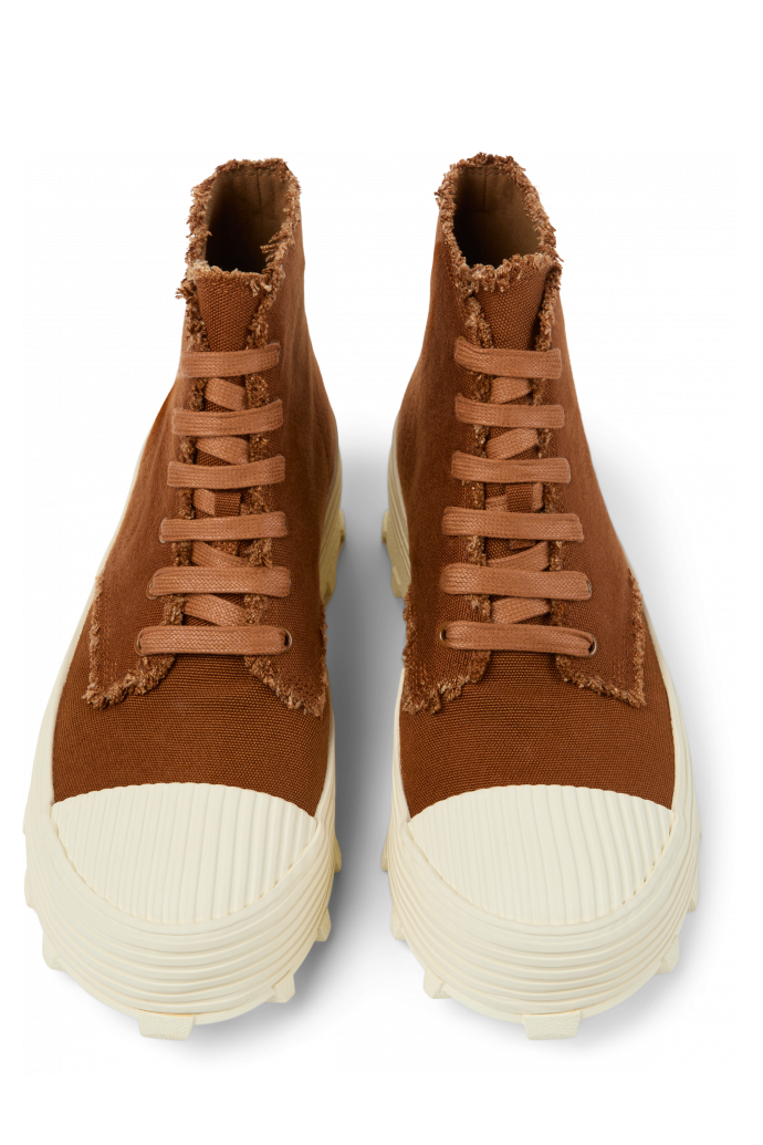 Overhead view of TRAKTORI Terracotta TENCEL™ Boots
