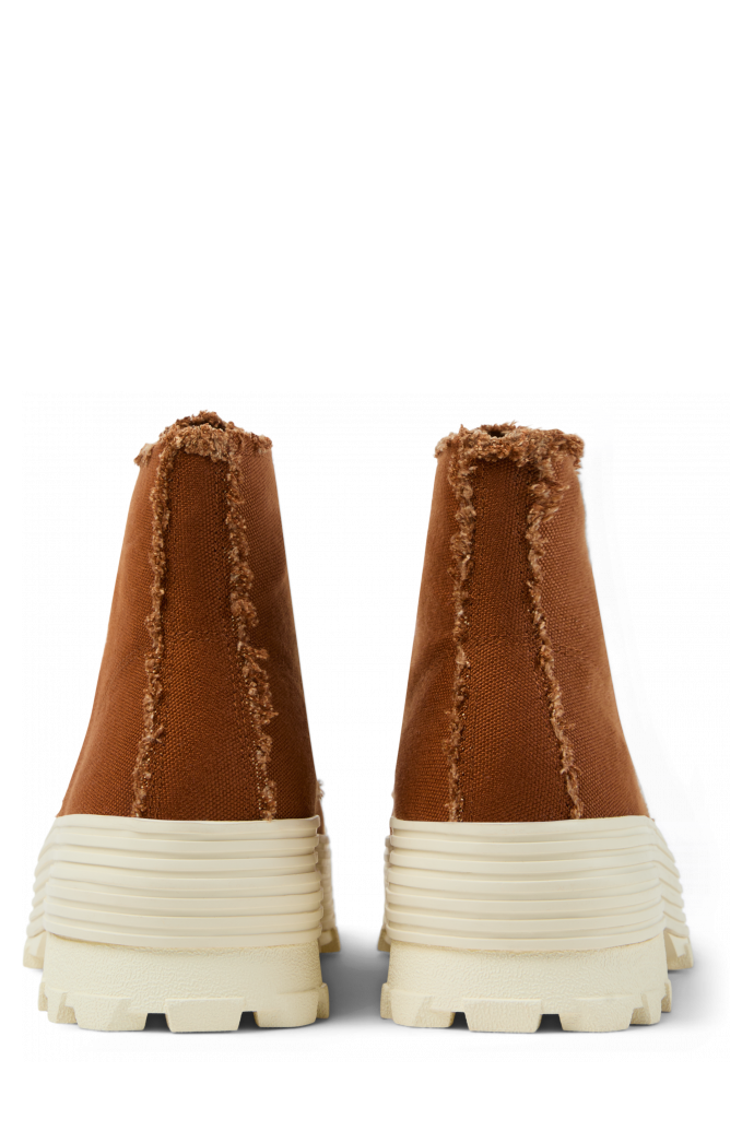 Back view of TRAKTORI Terracotta TENCEL™ Boots
