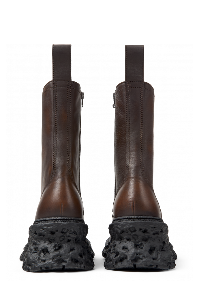 Back view of TERROSO BROWN