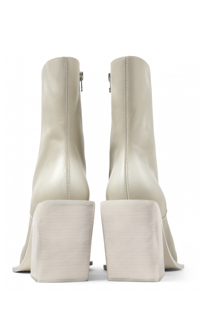 ESCANDALO BEIX I BLANC