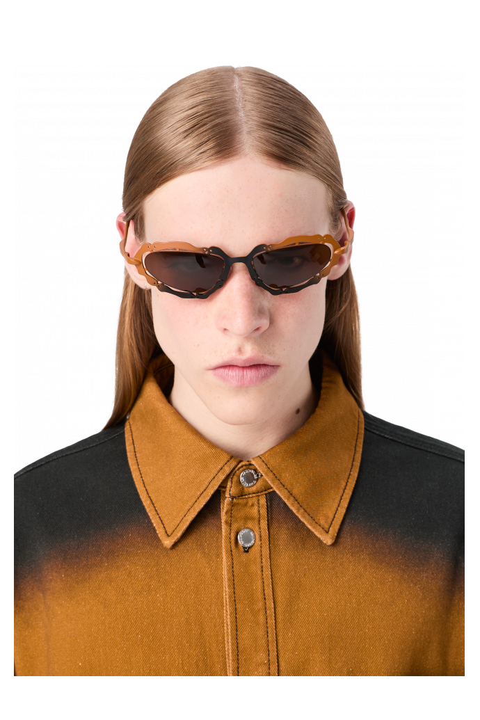 NOPEA Gafas de sol metalizadas NOPEA en negro y terracota