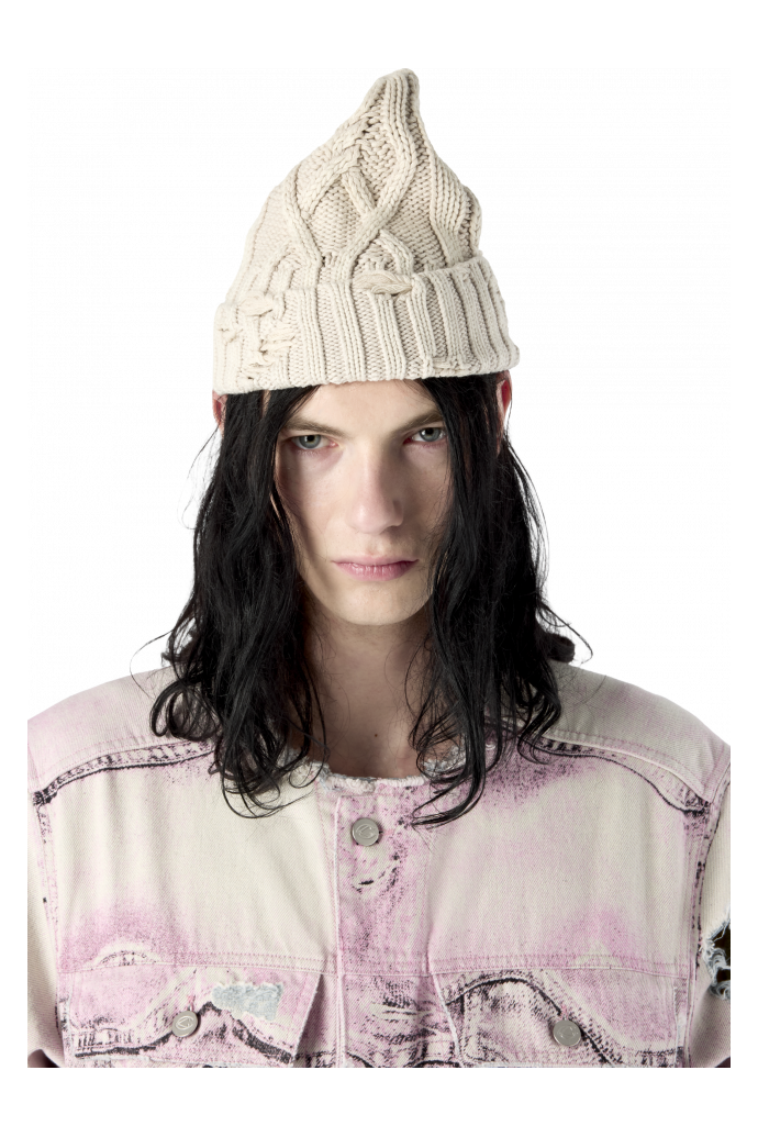DISTRESSED CABLE KNIT BEANIE OFF WHITE