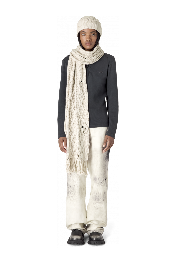 DISTRESSED CABLE KNIT SCARF OFF WHITE