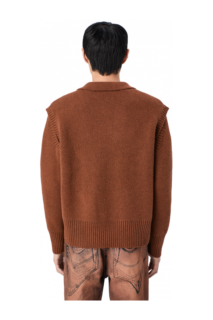 KNIT CUT-OUT POLO NECK Bruine wolmix trui