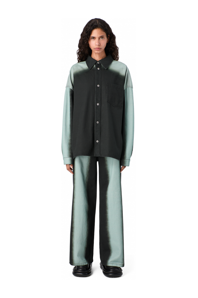 SPRAY PRINT DENIM JEANS Zwarte bootcut jeans met spray-effect-print