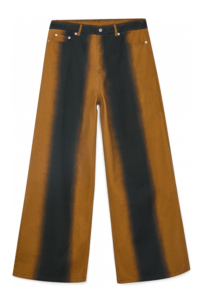 SPRAY PRINT DENIM JEANS Bootcut-Jeans in Terrakotta mit Print in Spray-Optik