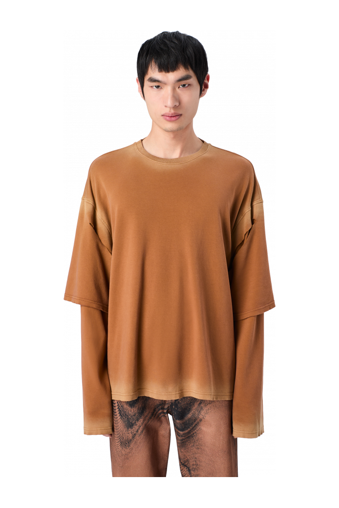 WASHED LAYERED LONG SLEEVE T-SHIRT T-shirt terracotta dégradé à manches longues en coton bio
