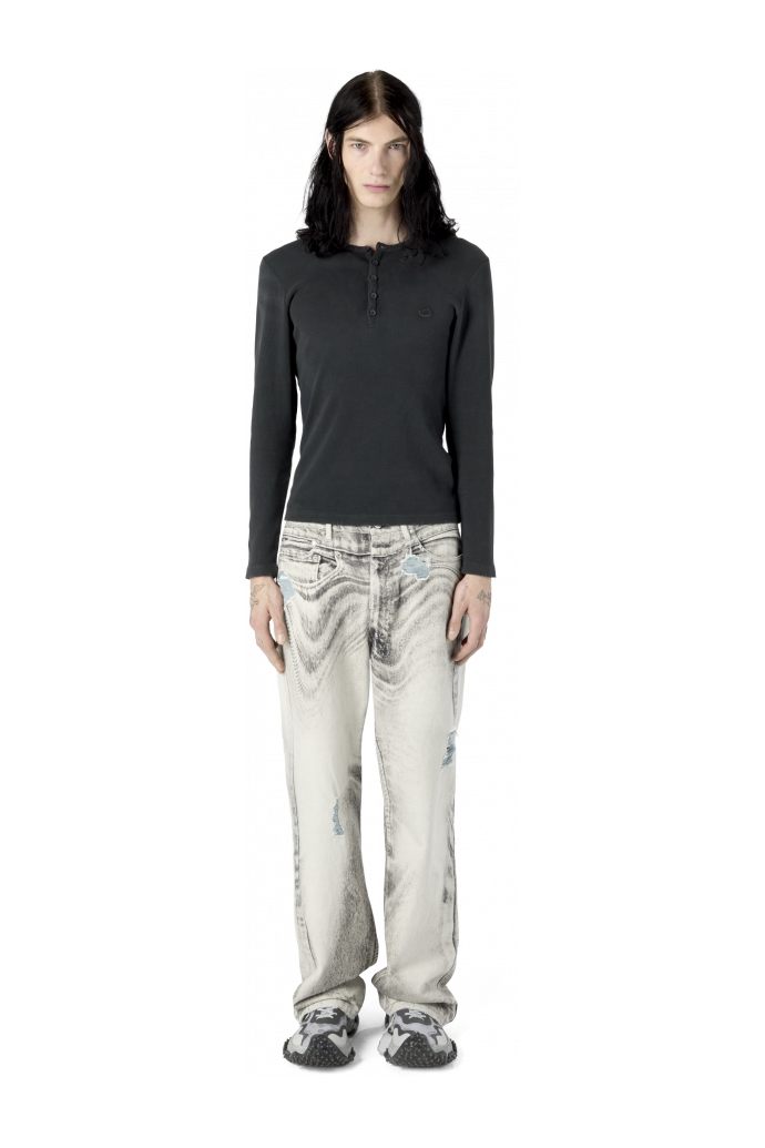 DISTORTED PRINT DISTRESSED DENIM JEANS JEANS IN DENIM EFFETTO VISSUTO CON STAMPA DISTORTA<br/>GRIGIO CHIARO-BIANCO SPORCO
