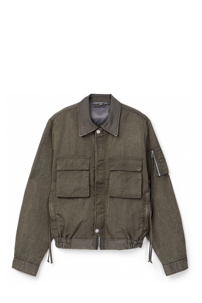 Side view of CARGO JACKET BLACK