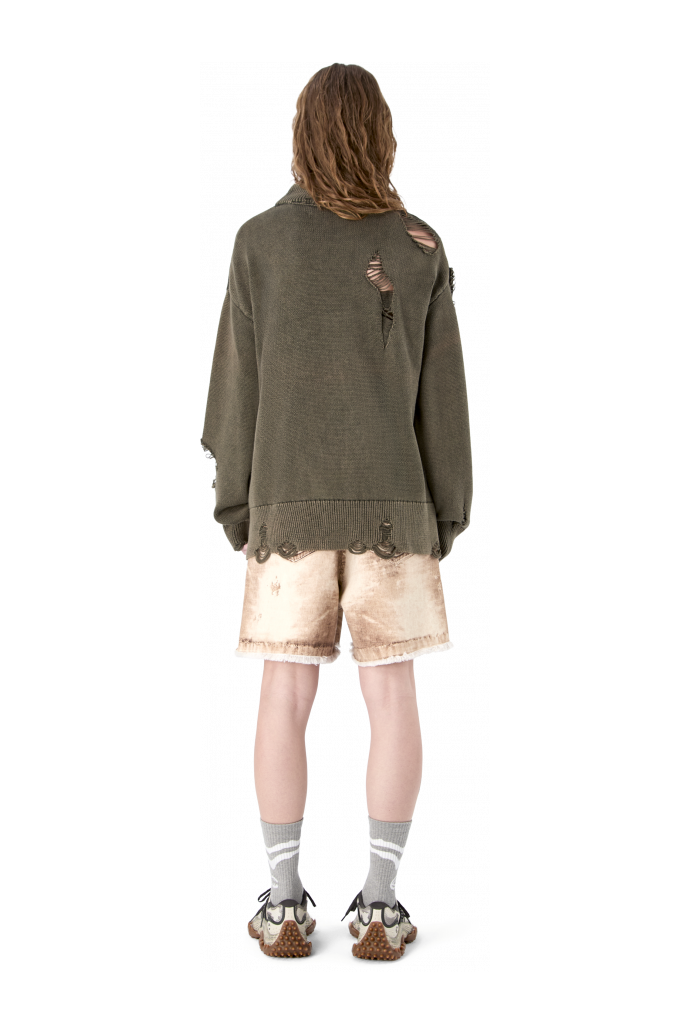 DISTRESSED KINT CUT-OUT CREWNECK FADED BLACK