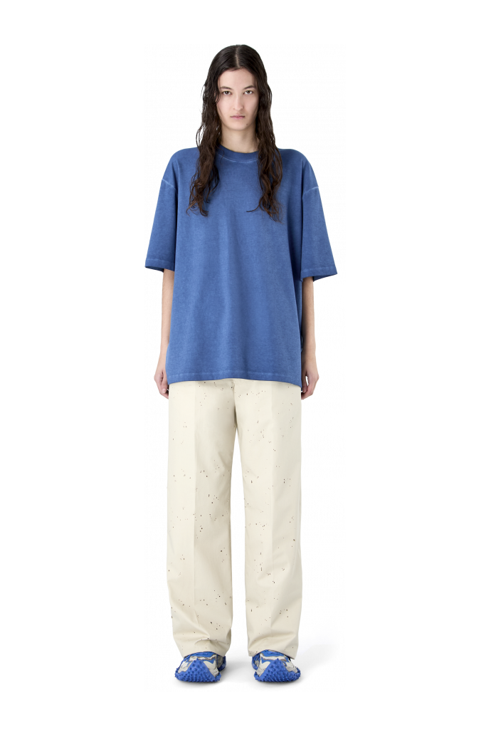 LOGO BOXY T-SHIRT VERVAAGD INDIGO