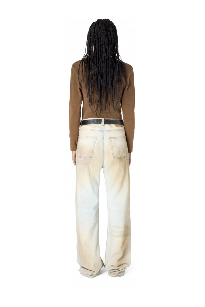 WASHED FLARED JEANS BLANC TRENCAT