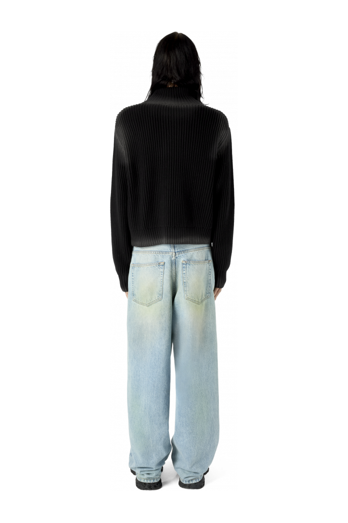 WASHED-SEAM RIBBED HALF-ZIP KNIT BLACK