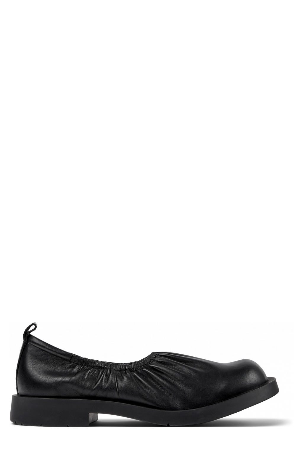 Side view of MIL 1978 Black leather ballerinas